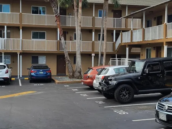 415 N Halifax Ave APT 113, Daytona Beach, FL 32118