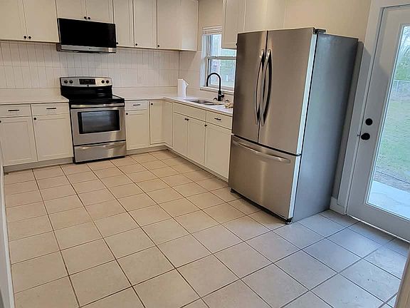 4th image of 27183 Roper Rd