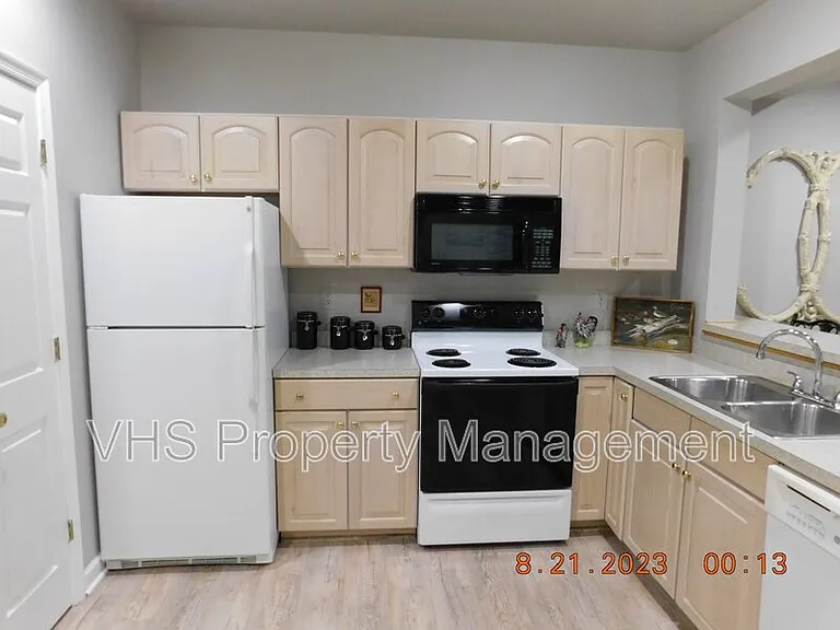 2055 Freeman Dr — Photo 18