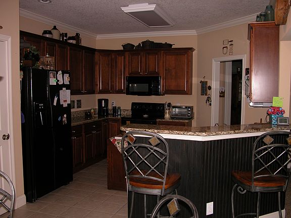 3rd image of 2812 Timber Green Ln