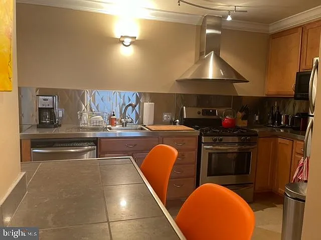 4559 Macarthur Blvd NW #201 — Photo 6