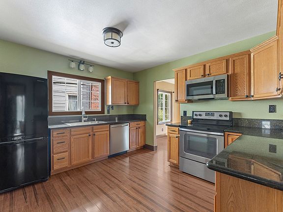 4th image of 6833 N Missouri Ave