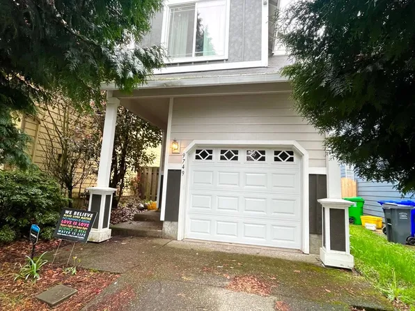 9749 N Adriatic Ave, Portland, OR 97203