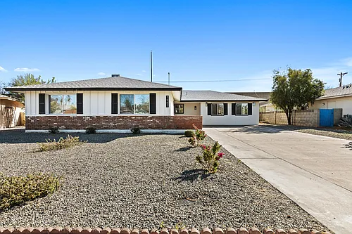 1267 E Riviera Dr Photo 1