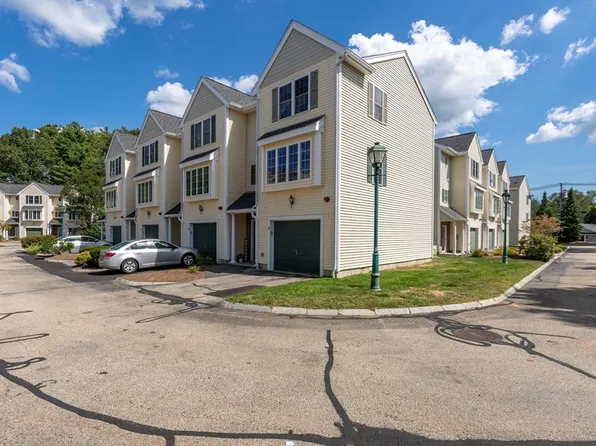 33 Groveland Commons Way Unit 33, Groveland, MA 01834