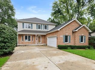 411 S Wilke Rd, Arlington Heights, IL
