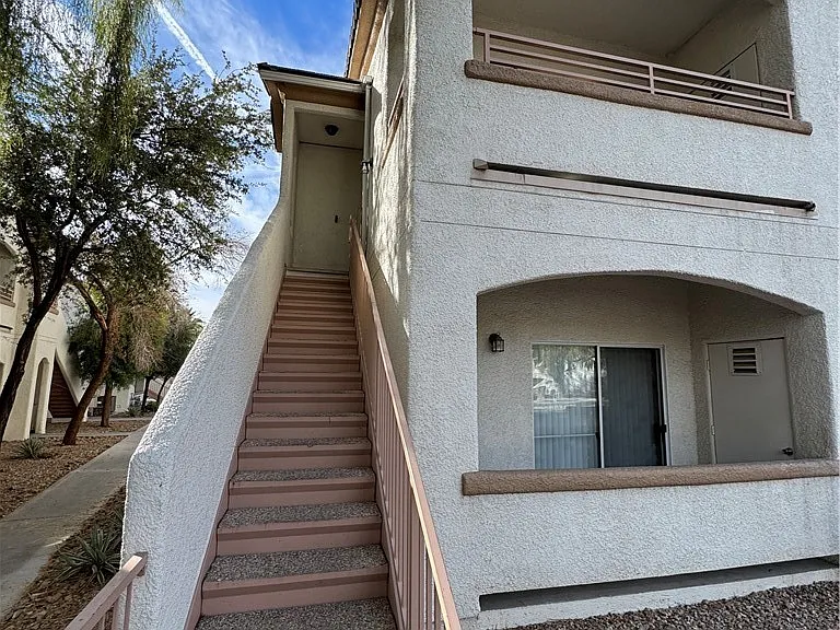 5655 E Sahara Ave #2008 — Photo 1