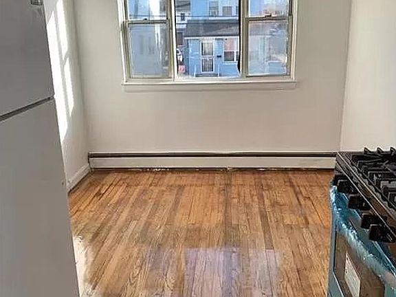 3rd image of 155-03 59th Ave Floor 2