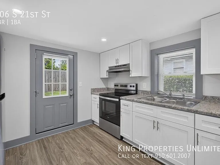 106 S 21st St — Photo 14