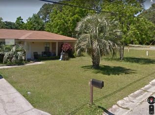 10450 Heatherwood Dr, Pensacola, FL 32506