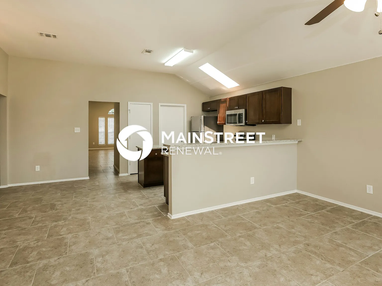 1524 Powder Horn Ln — Photo 2