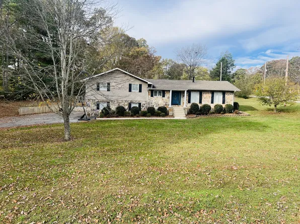 305 Oak Hill Dr, McMinnville, TN 37110