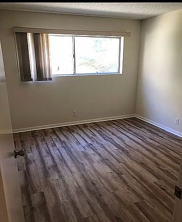 5th image of 5400 Lindley Ave Unit 120