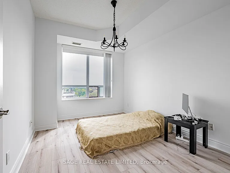 319 Merton St #1205 — Photo 13