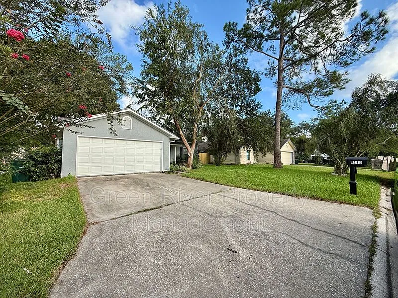 3 bed, 2.0 bath, 1468 sqft, $2,500 — Photo 3