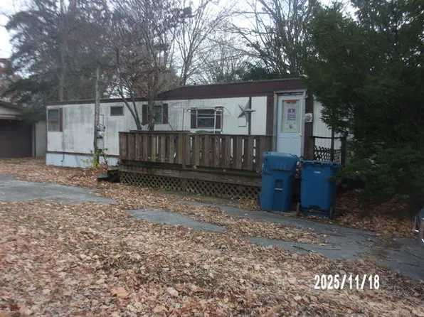 604 N Jefferson St, Watseka, IL 60970