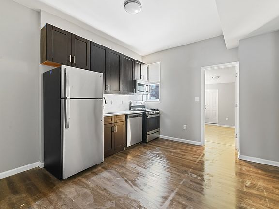 1508 N Patterson Park Ave-10_12142021