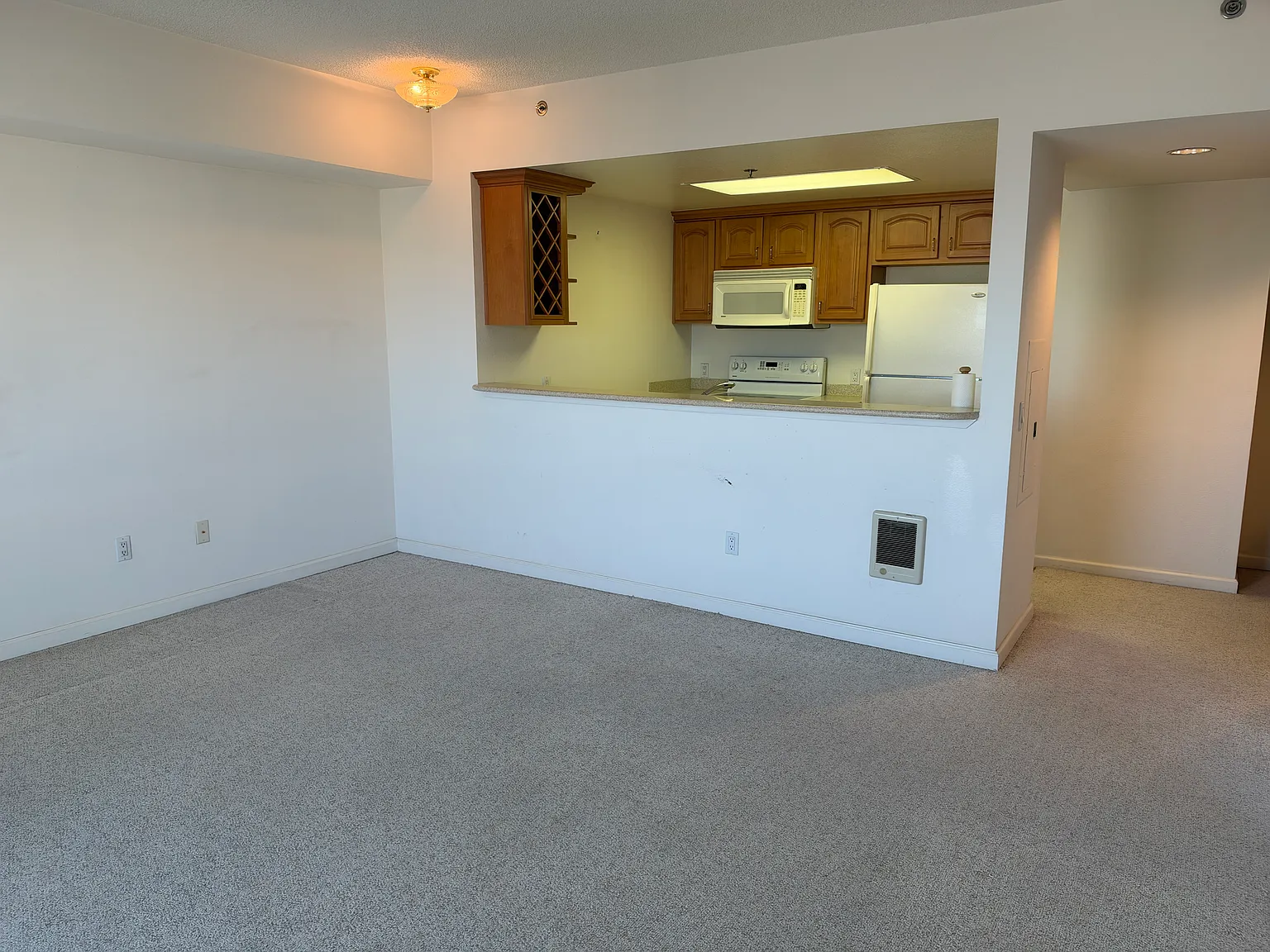 1 bed, $2,300 — Photo 2