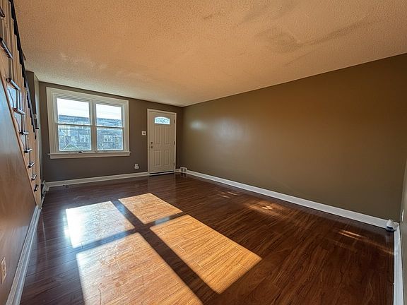 2nd image of 119 W Madison Ave
