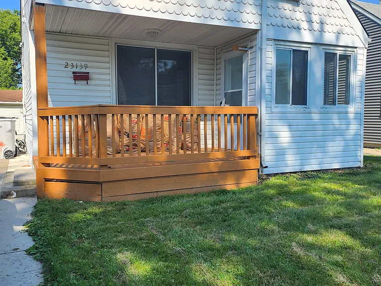 21809 Mac Arthur Blvd — Photo 13