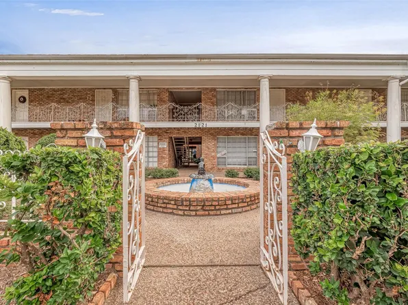 2121 Fountain View Dr APT 15, Houston, TX 77057
