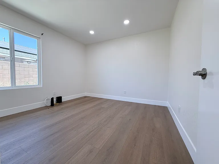12650 Cypress Ave — Photo 16