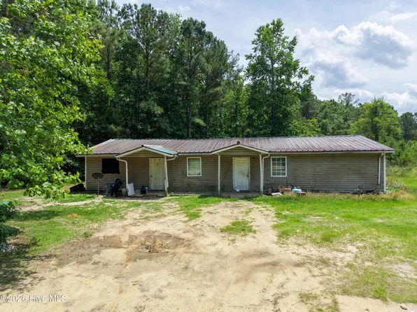 586 Tree Acres Circle NW # 1, Calabash, NC 28467