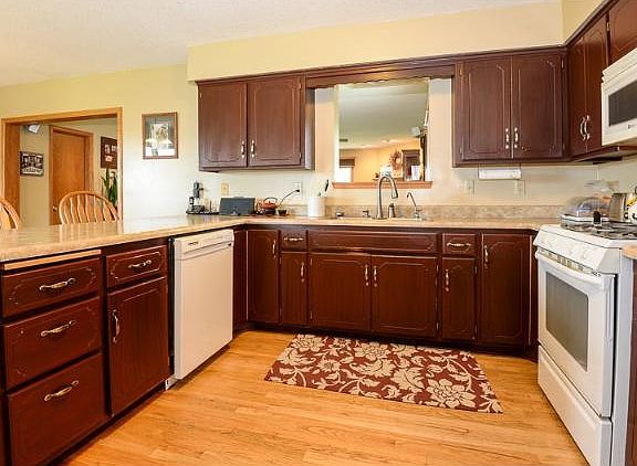 4th image of 8030 171st Ln NW