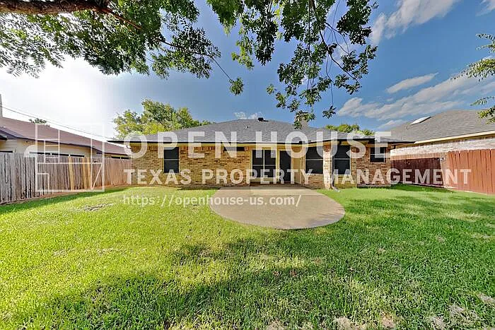 824 Quail Brook Dr — Photo 18