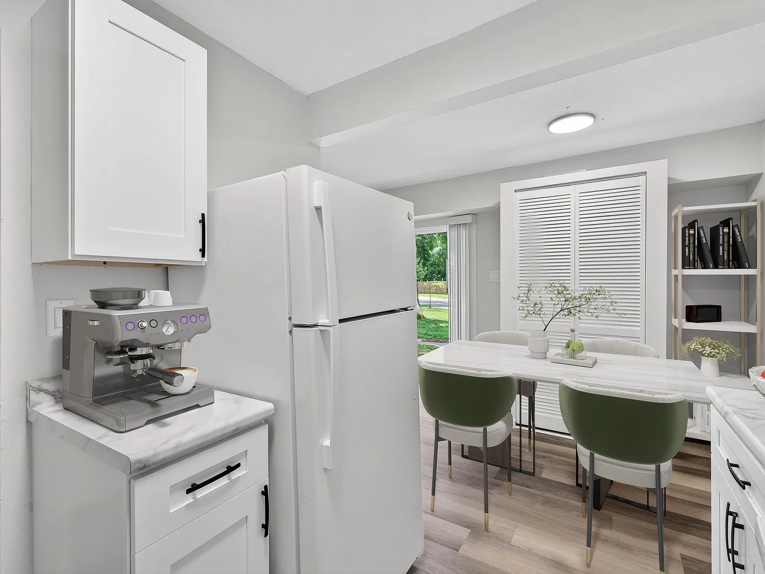 2705 Center St — Photo 4