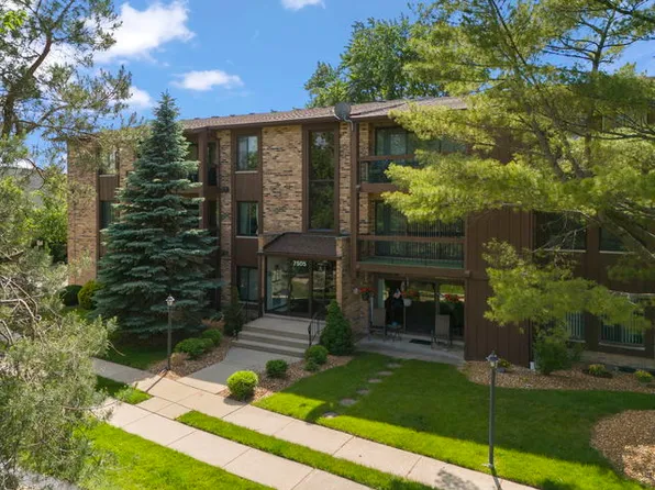 7505 175th St Unit 124, Tinley Park, IL 60477