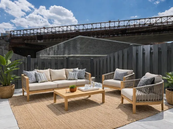 60 Water St, Brooklyn, NY