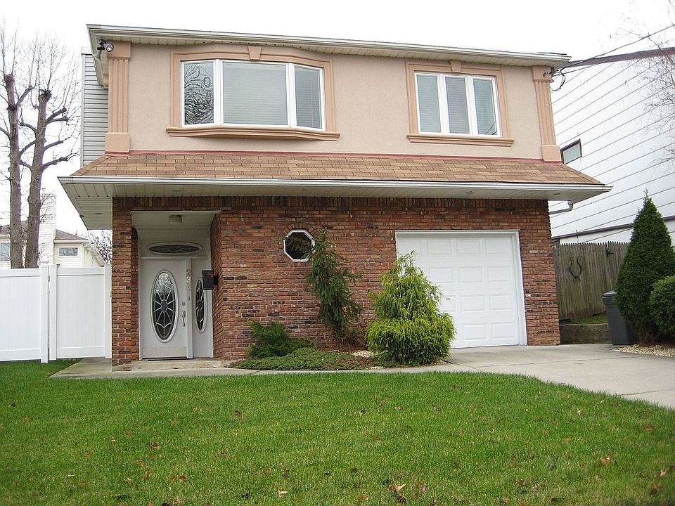 1st image of 234 Crown Ave