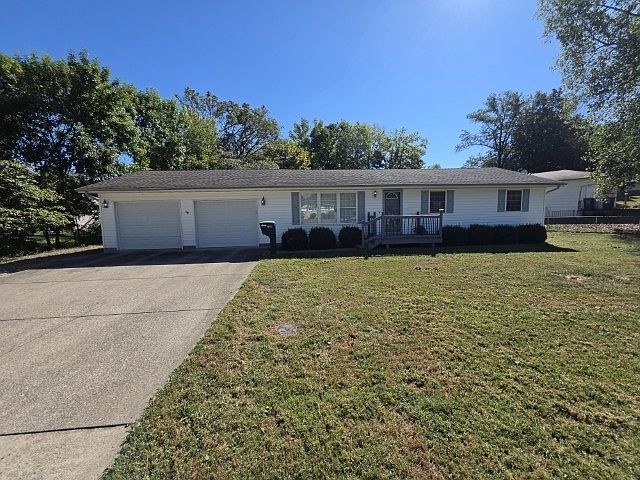 1st image of 620 Pear St