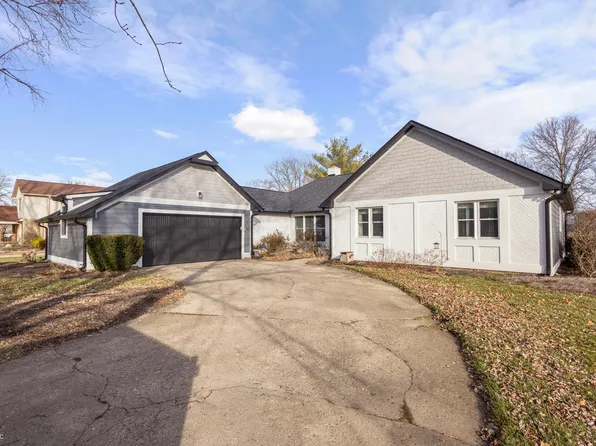 11126 N Eagles Nest Ct, Fairland, IN 46126