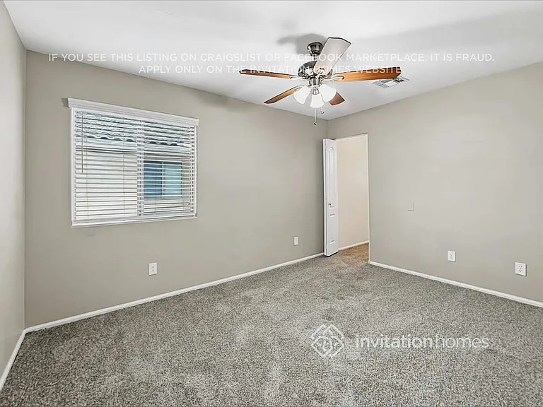447 W Corriente Ct — Photo 17