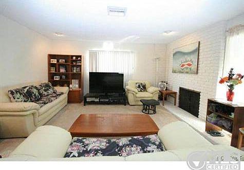2nd image of 23737 Hartland St