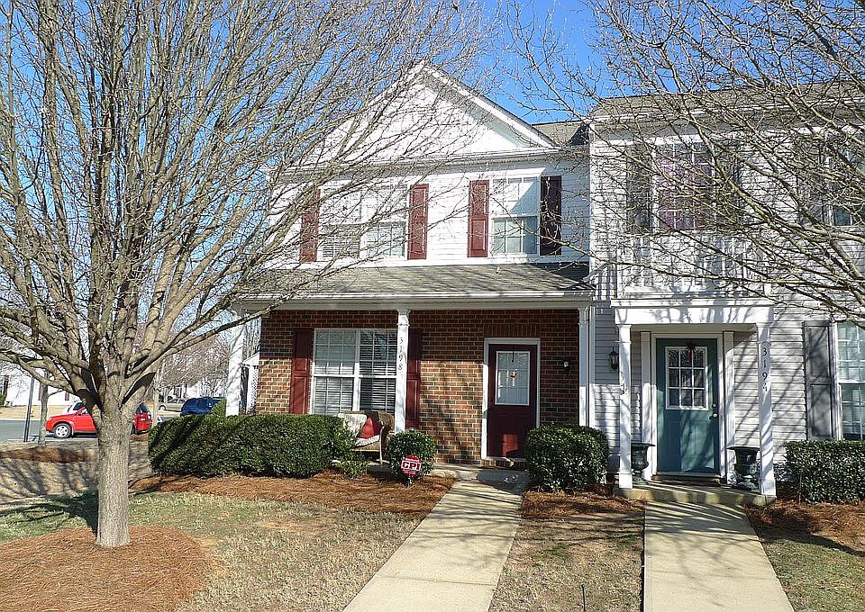 3 bedroom home in Willowmere Charlotte NC
