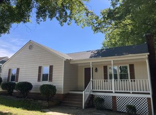 9523 Ladue Rd, North Chesterfield, VA 23237