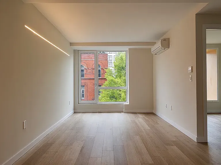 100 S 9th St #502 — Photo 1