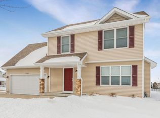 5802 NW 106th St, Johnston, IA 50131