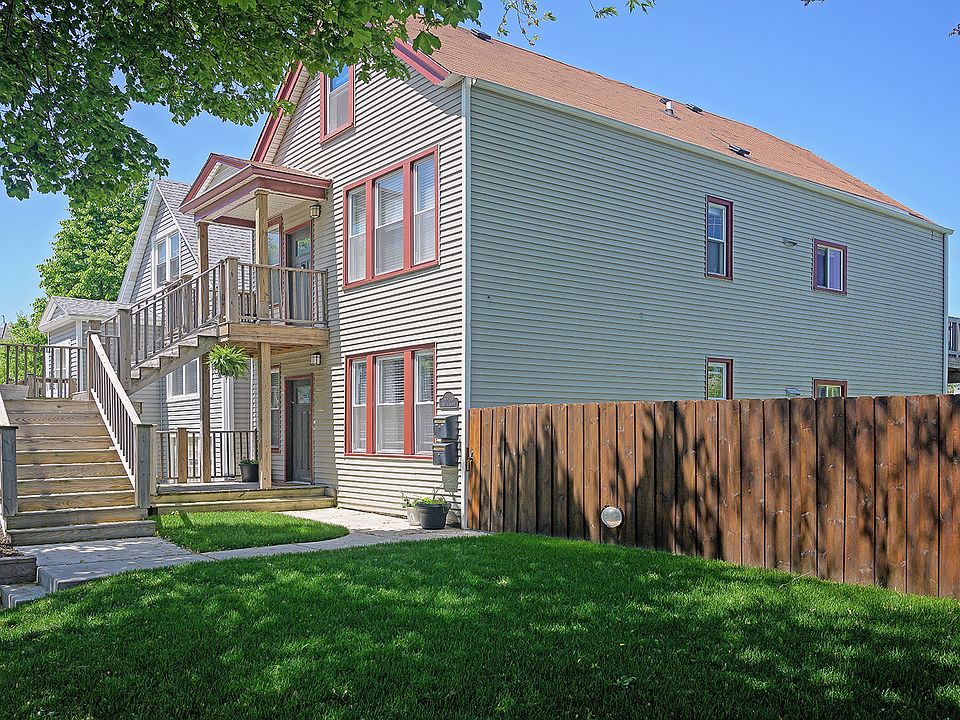 1st image of 4958 W Argyle St #1