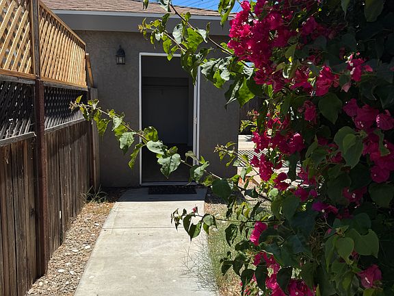 3rd image of 15112 W Califa St