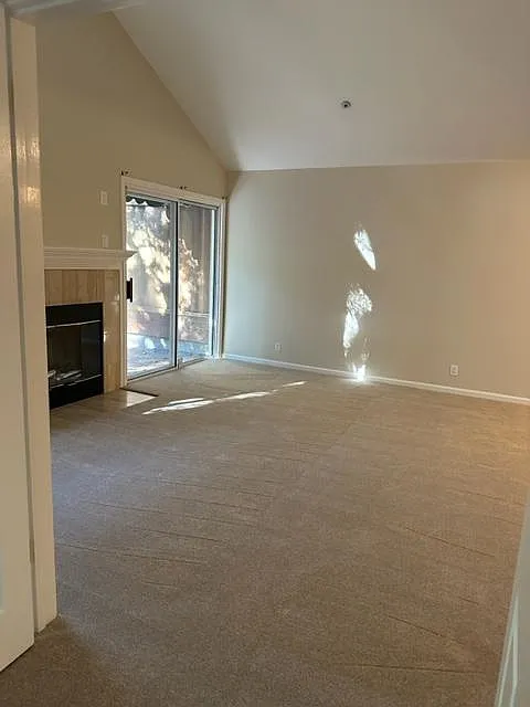 3 bed, 1652 sqft, $4,850 — Photo 4