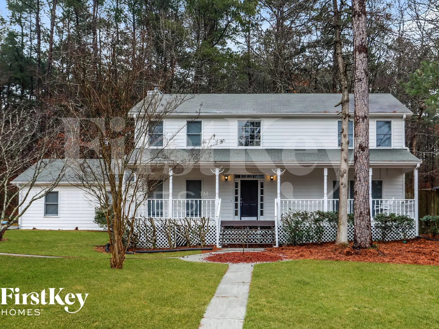 4 bed, 2.5 bath, 2464 sqft, $2,440 — Photo 1