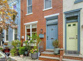 2216 Pemberton St, Philadelphia, PA 19146