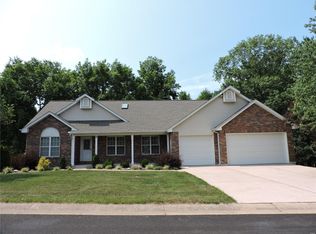 119 Monticello Dr, Washington, MO 63090