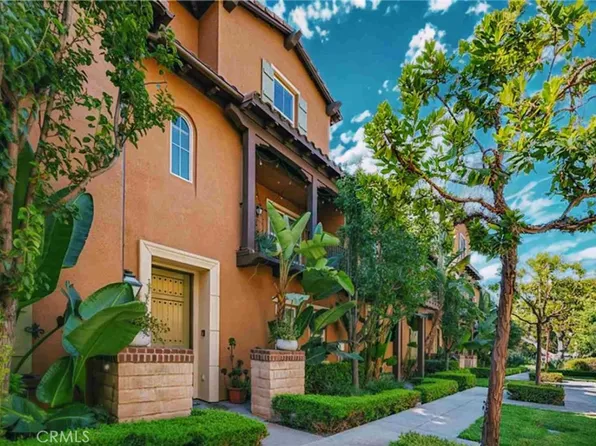 724 E Valencia St, Anaheim, CA 92805