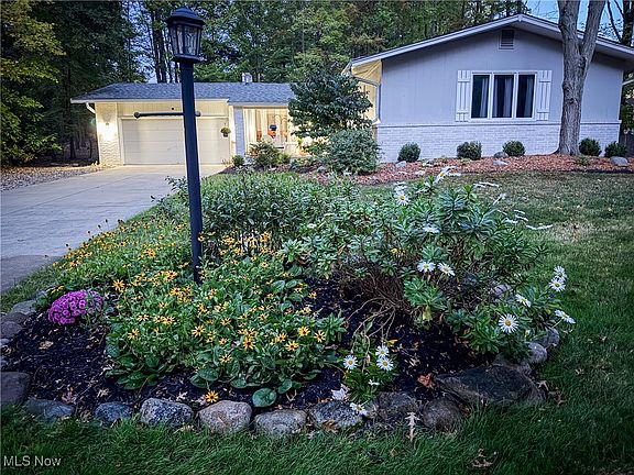 2nd image of 11179 Fawn Meadow Ln