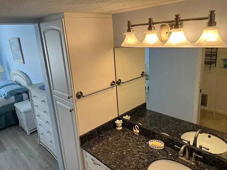 3215 S Lakeview Cir #12101 — Photo 9